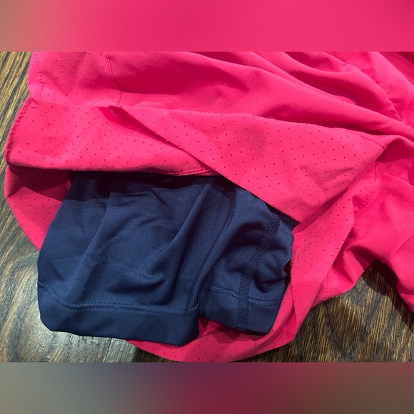 Women’s Nike Athletic Shorts - Picture 2 of 4